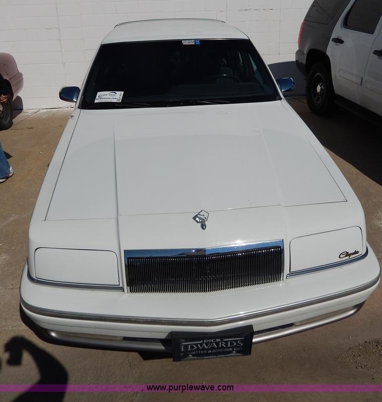 image for item H9621 1993 Chrysler Fifth Avenue