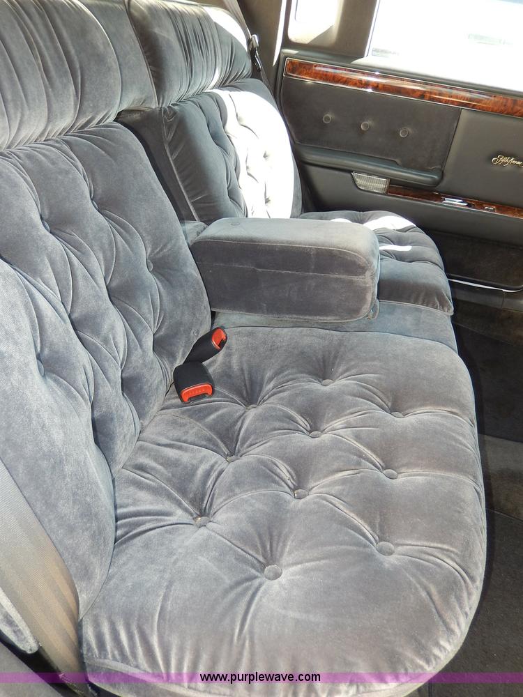 image for item H9621 1993 Chrysler Fifth Avenue