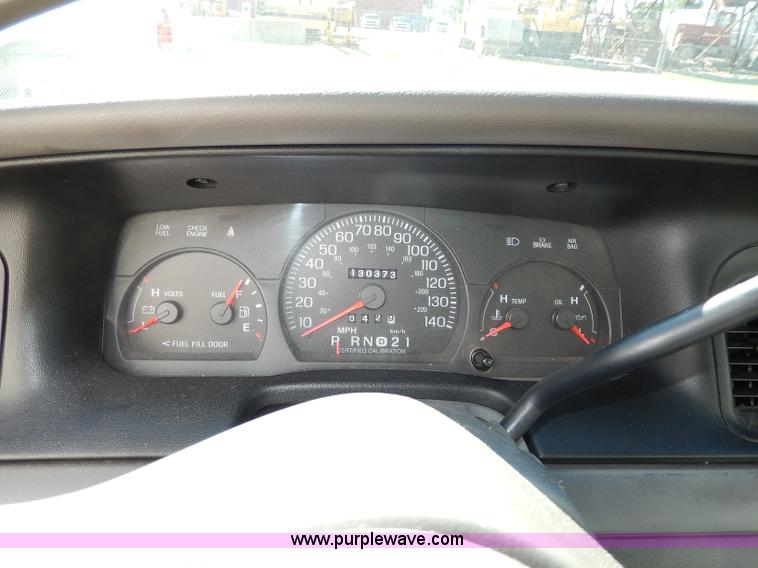 image for item H9622 2001 Ford Crown Victoria Police Interceptor