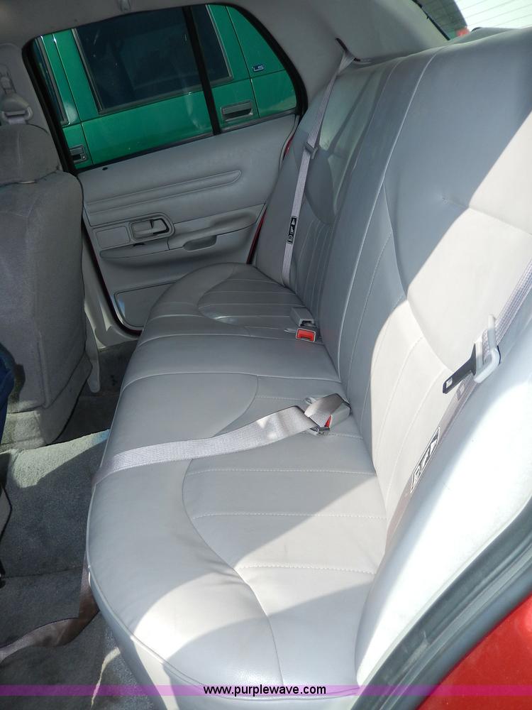 image for item H9622 2001 Ford Crown Victoria Police Interceptor