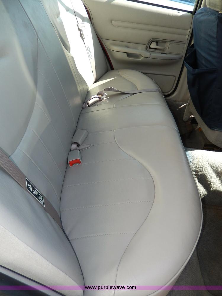 image for item H9622 2001 Ford Crown Victoria Police Interceptor