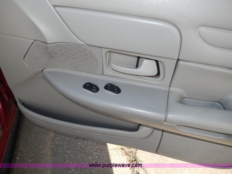 image for item H9622 2001 Ford Crown Victoria Police Interceptor