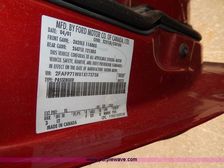 image for item H9622 2001 Ford Crown Victoria Police Interceptor