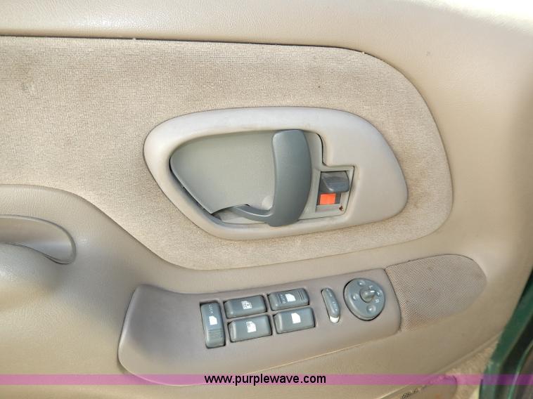 image for item H9623 1999 Chevrolet Tahoe LS SUV