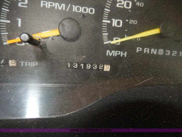 image for item H9623 1999 Chevrolet Tahoe LS SUV