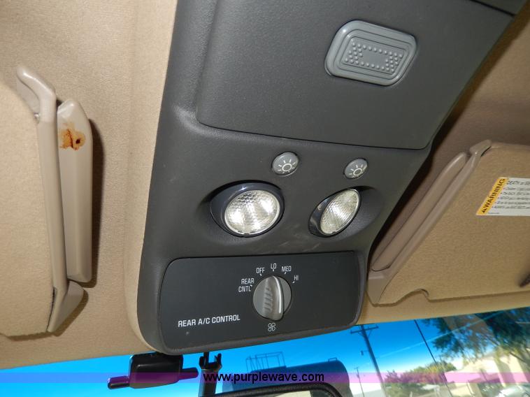 image for item H9623 1999 Chevrolet Tahoe LS SUV