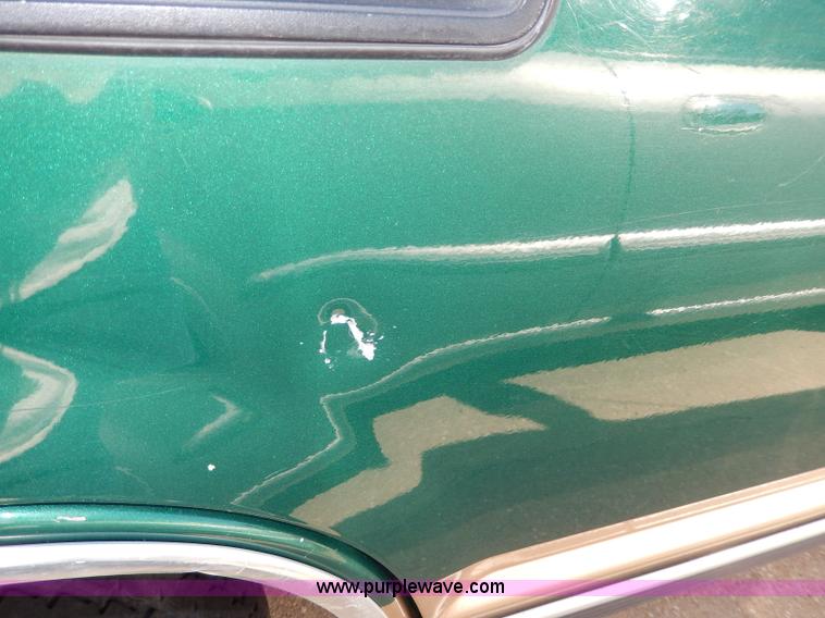 image for item H9623 1999 Chevrolet Tahoe LS SUV