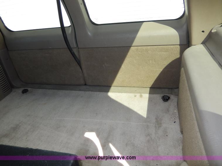 image for item H9623 1999 Chevrolet Tahoe LS SUV