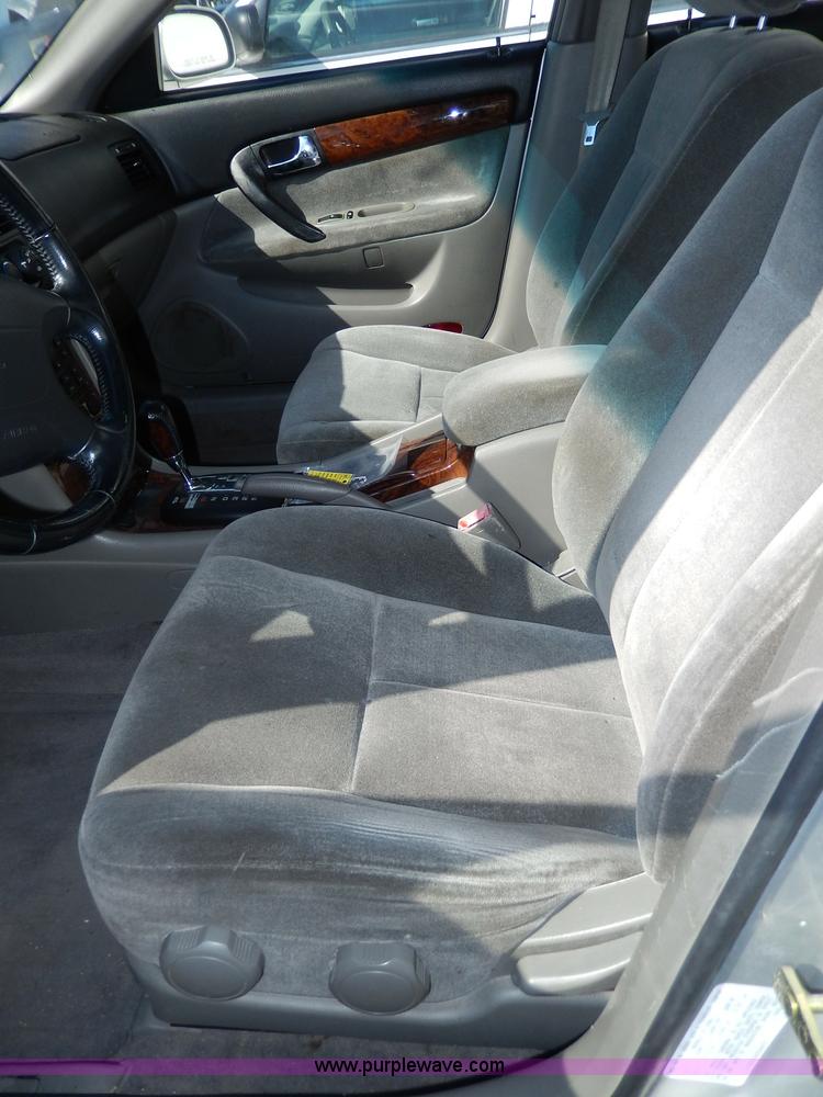 image for item H9624 2004 Suzuki Verona