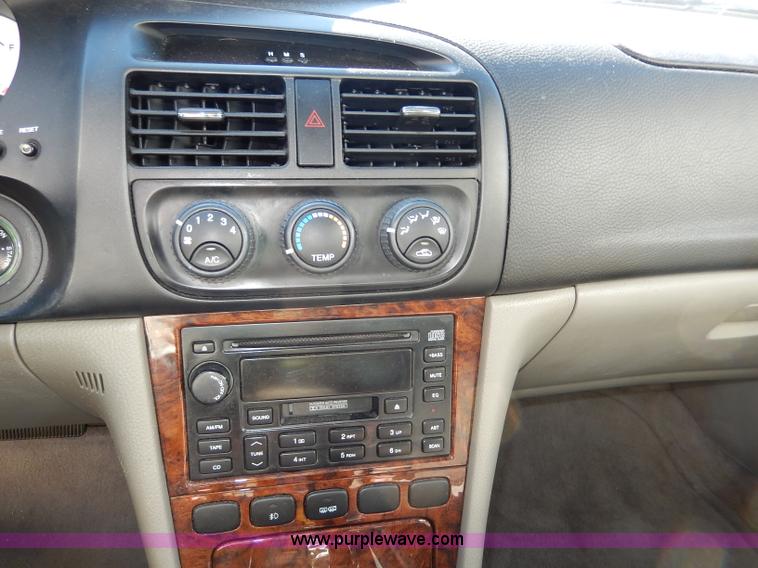 image for item H9624 2004 Suzuki Verona