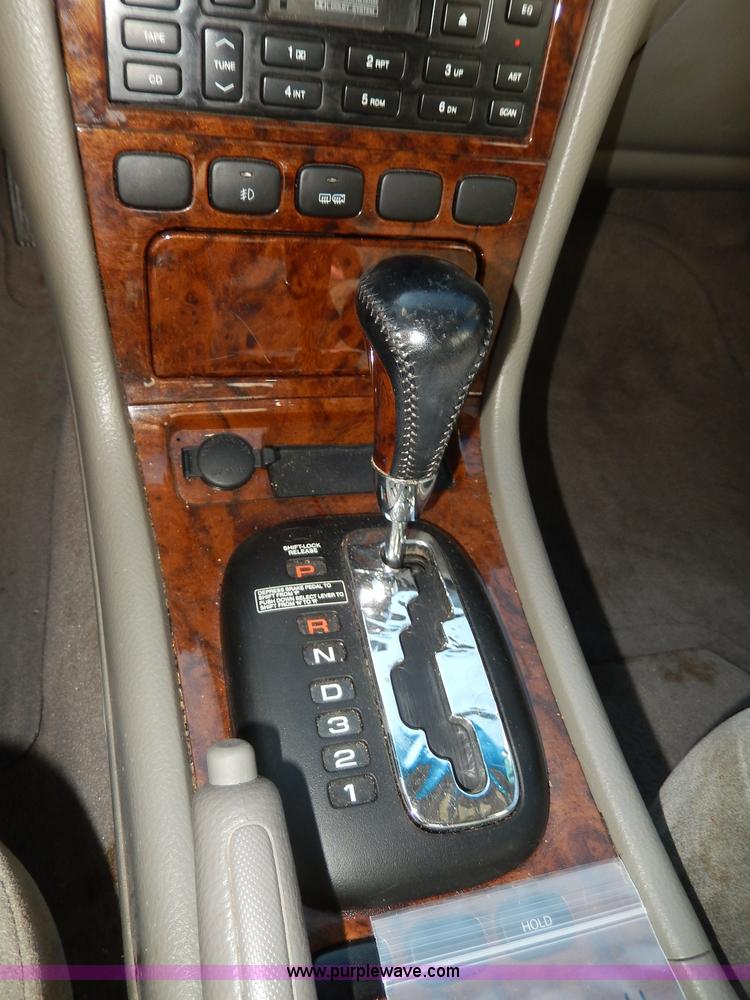 image for item H9624 2004 Suzuki Verona