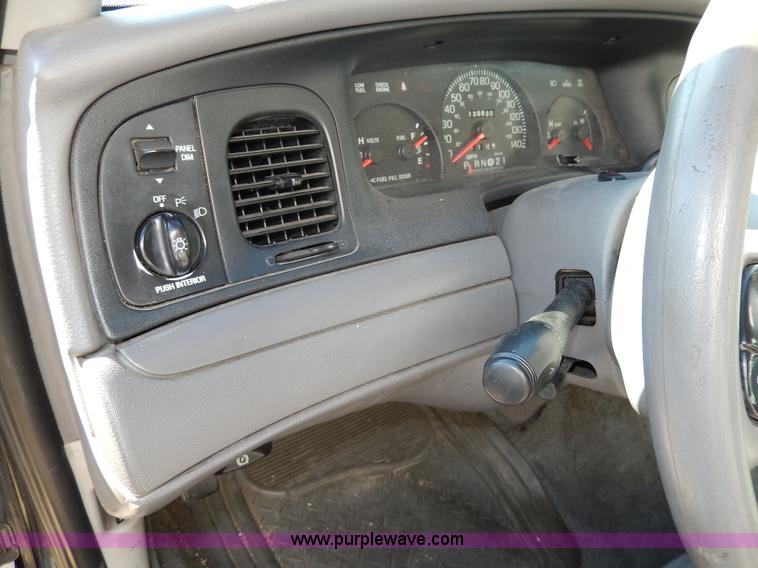image for item H9625 2001 Ford Crown Victoria Police Interceptor
