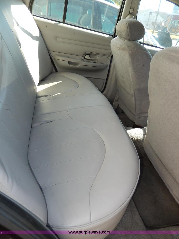 image for item H9625 2001 Ford Crown Victoria Police Interceptor