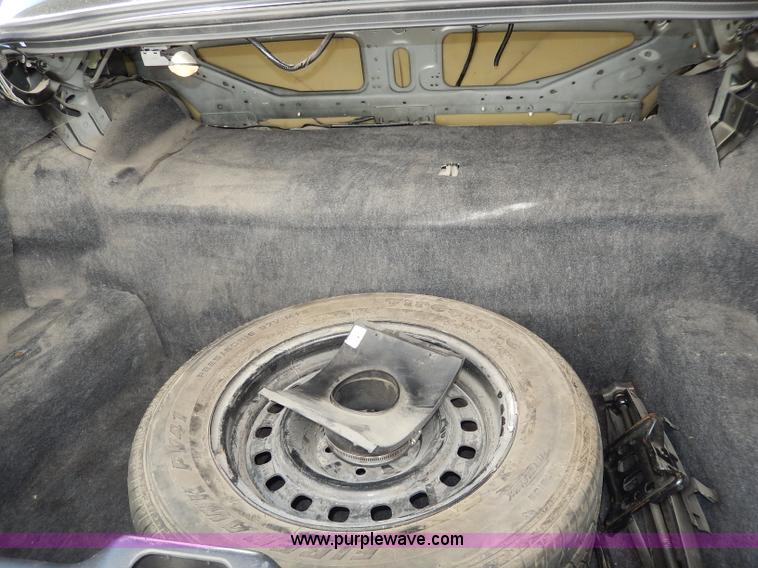 image for item H9625 2001 Ford Crown Victoria Police Interceptor