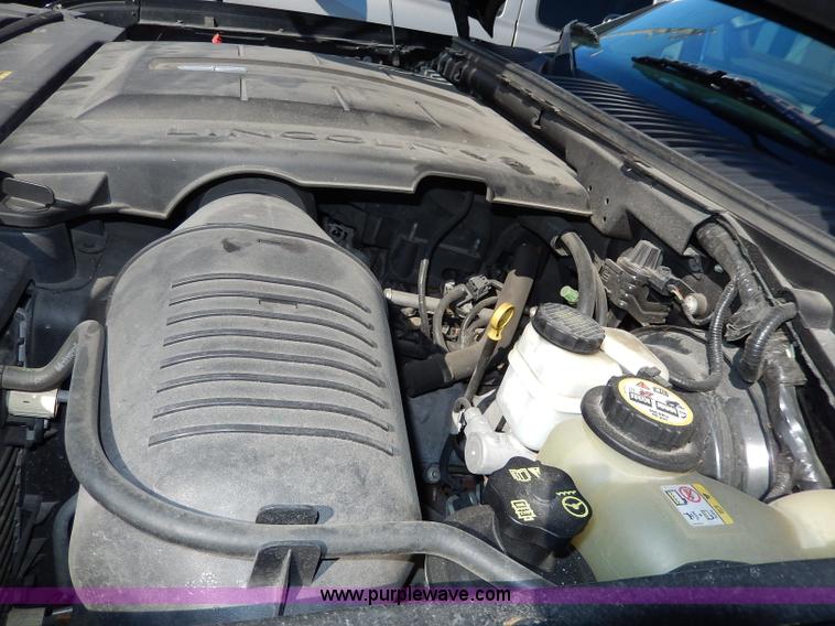 image for item H9626 2006 Lincoln Navigator Limited Edition SUV