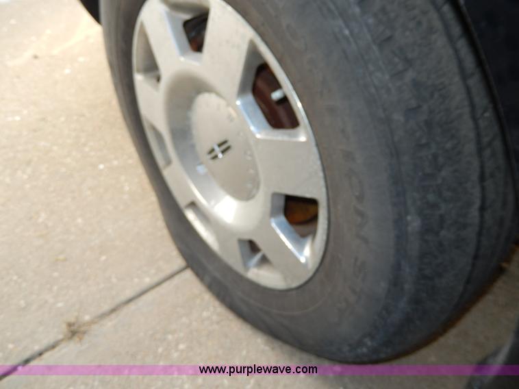 image for item H9626 2006 Lincoln Navigator Limited Edition SUV