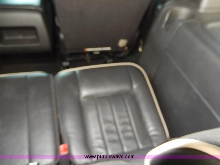 image for item H9626 2006 Lincoln Navigator Limited Edition SUV