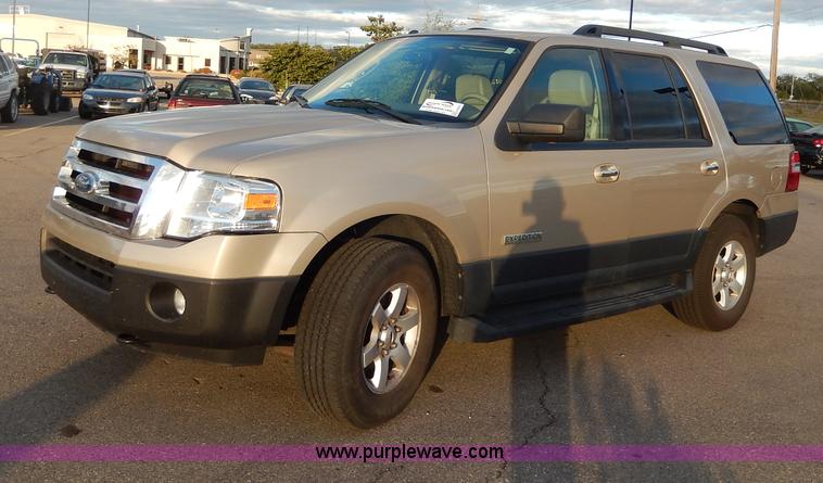 image for item H9631 2007 Ford Expedition XLT SUV