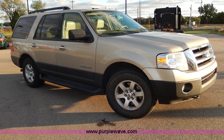 image for item H9631 2007 Ford Expedition XLT SUV