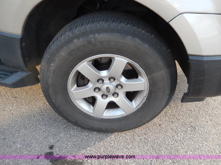 image for item H9631 2007 Ford Expedition XLT SUV