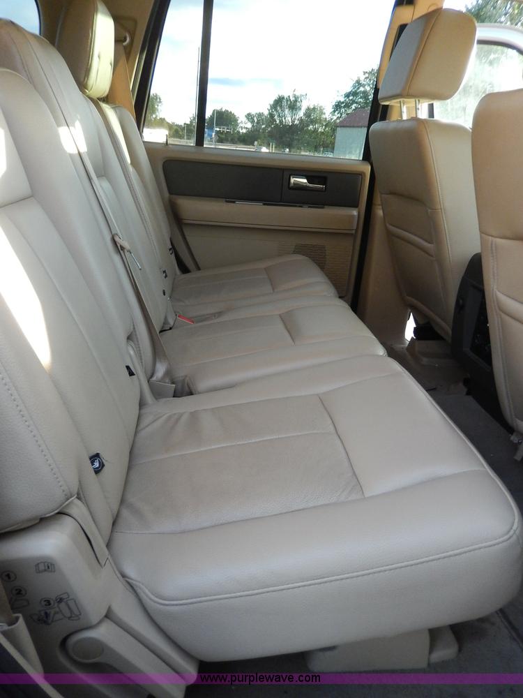 image for item H9631 2007 Ford Expedition XLT SUV