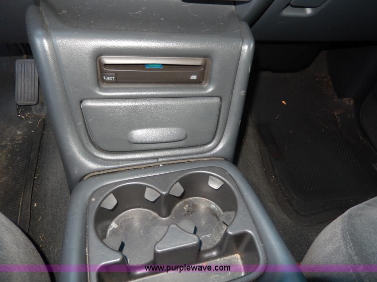 image for item H9633 2000 Chevrolet Silverado 1500 Z71 Ext. Cab pickup truck