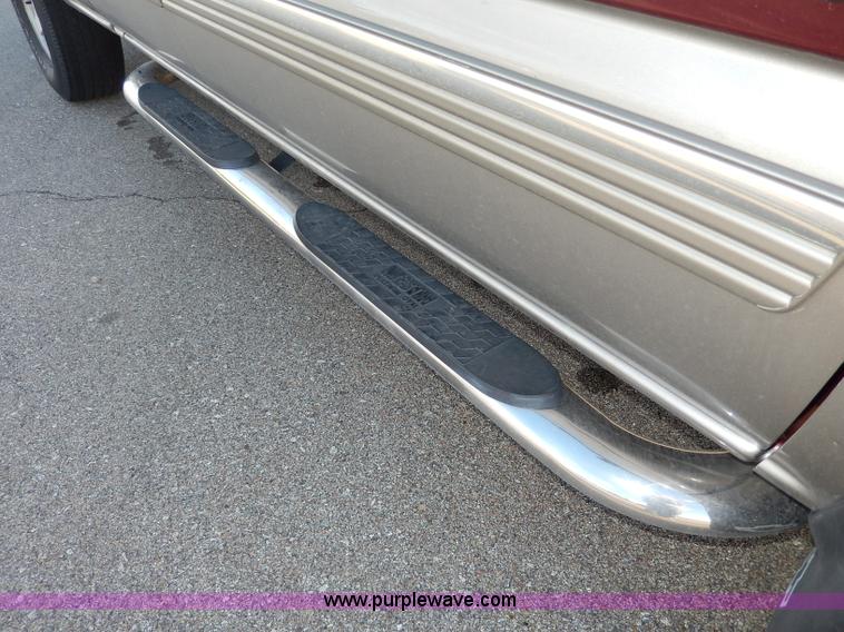 image for item H9633 2000 Chevrolet Silverado 1500 Z71 Ext. Cab pickup truck