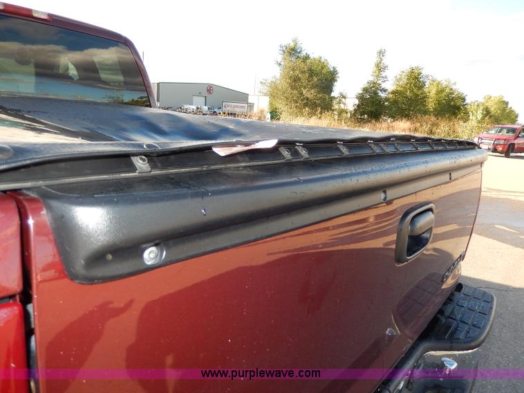 image for item H9633 2000 Chevrolet Silverado 1500 Z71 Ext. Cab pickup truck