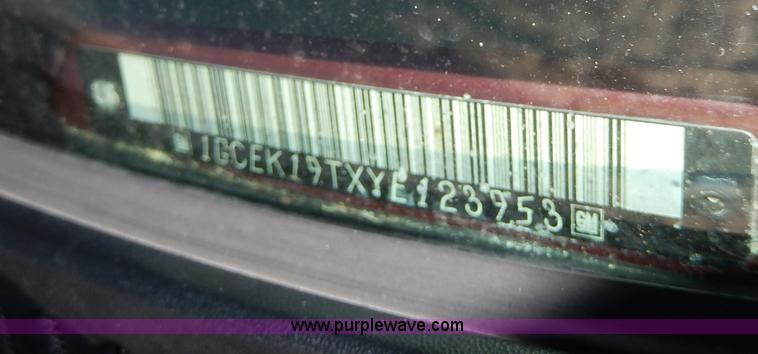 image for item H9633 2000 Chevrolet Silverado 1500 Z71 Ext. Cab pickup truck