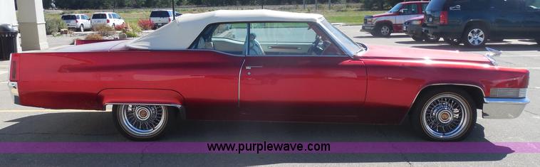 image for item H9710 1970 Cadillac convertible