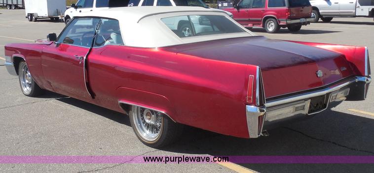 image for item H9710 1970 Cadillac convertible