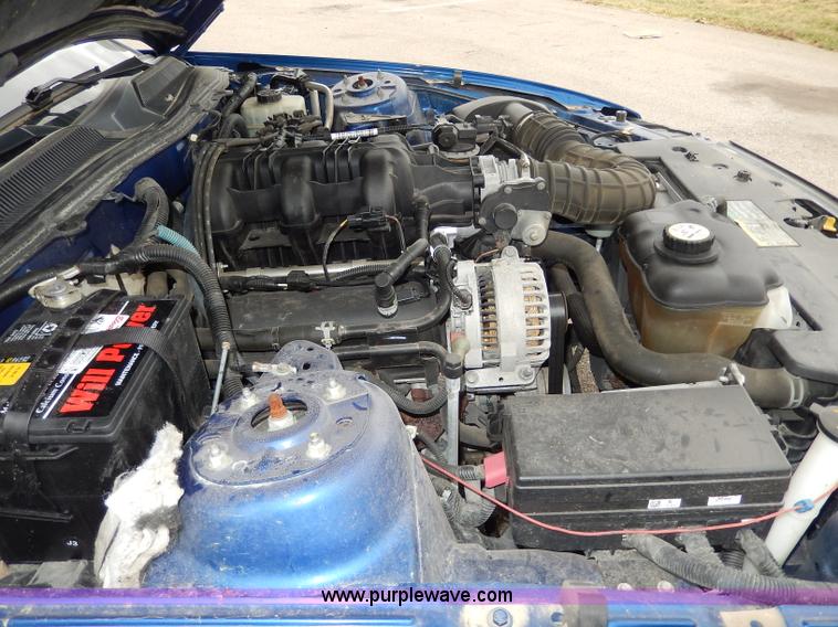 image for item I4255 2006 Ford Mustang