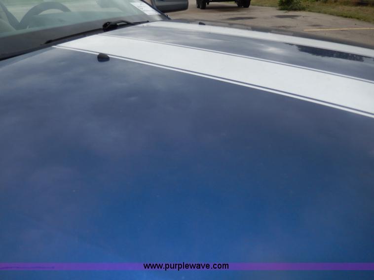 image for item I4255 2006 Ford Mustang