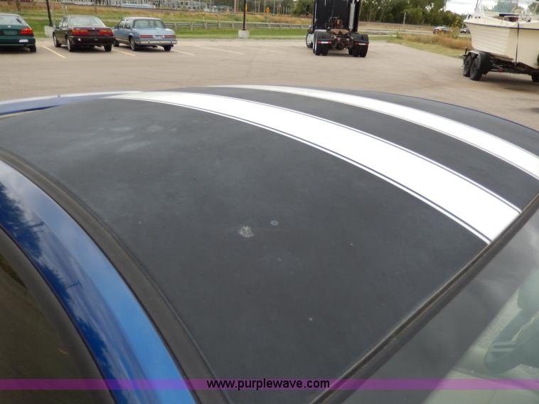 image for item I4255 2006 Ford Mustang