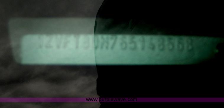 image for item I4255 2006 Ford Mustang