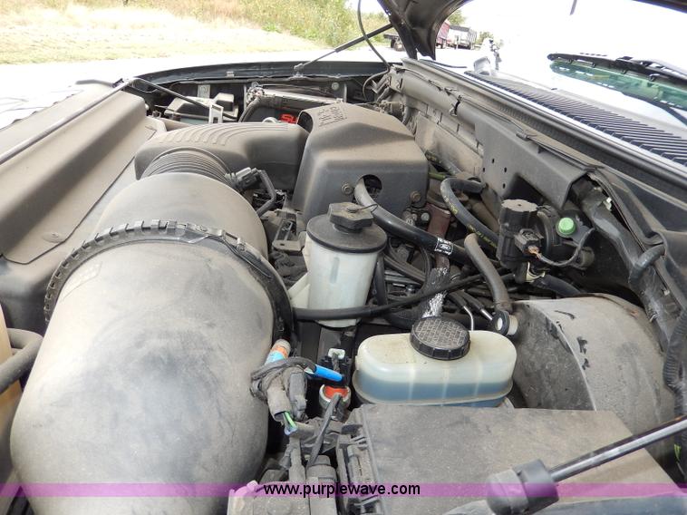 image for item I4256 2002 Ford Expedition XLT SUV