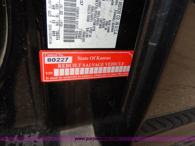 image for item I4256 2002 Ford Expedition XLT SUV