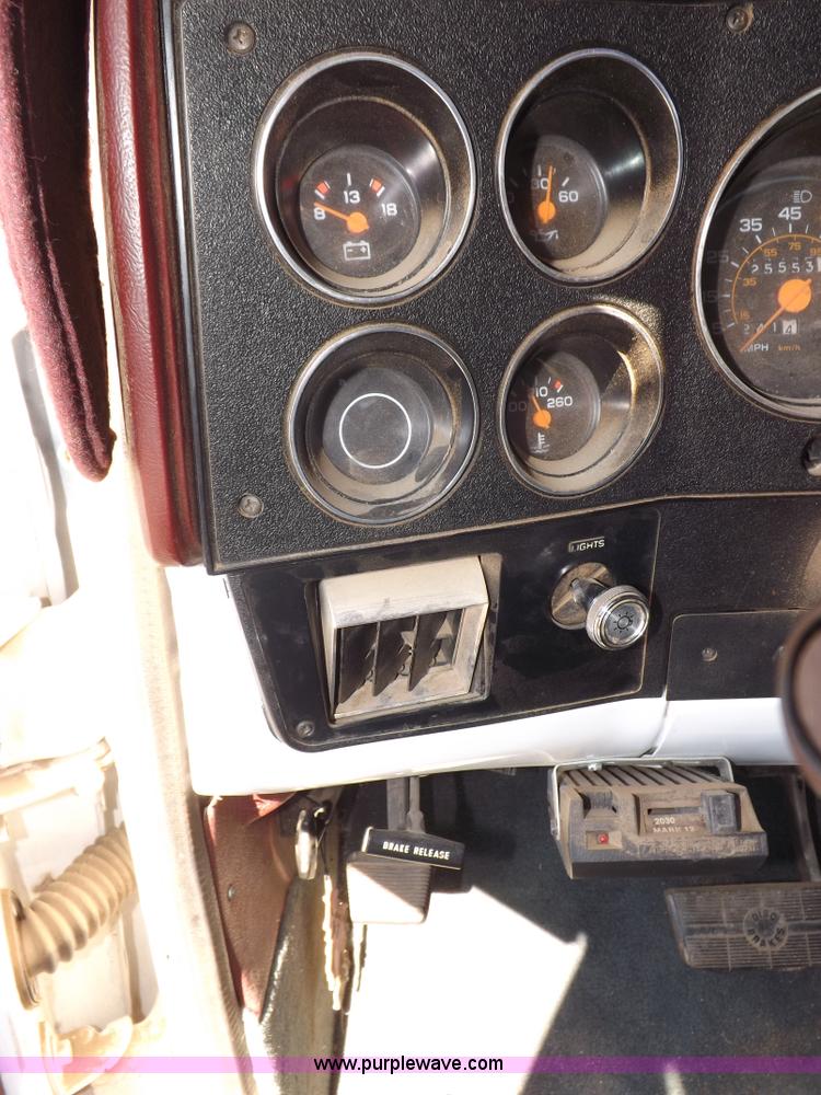 image for item I8355 1988 Chevrolet 3500 pickup truck