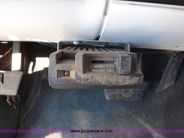 image for item I8355 1988 Chevrolet 3500 pickup truck