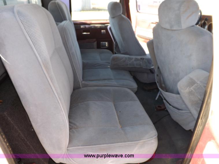 image for item I8355 1988 Chevrolet 3500 pickup truck