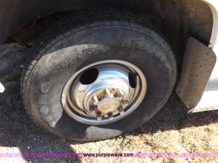 image for item I8355 1988 Chevrolet 3500 pickup truck