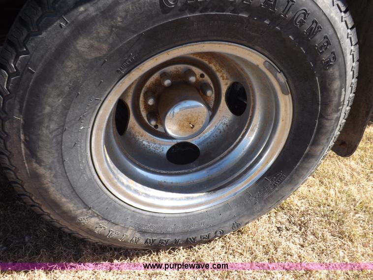 image for item I8355 1988 Chevrolet 3500 pickup truck