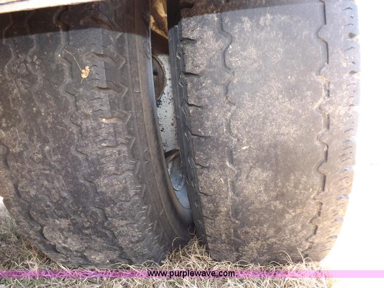 image for item I8355 1988 Chevrolet 3500 pickup truck