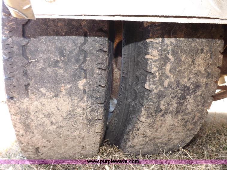 image for item I8355 1988 Chevrolet 3500 pickup truck