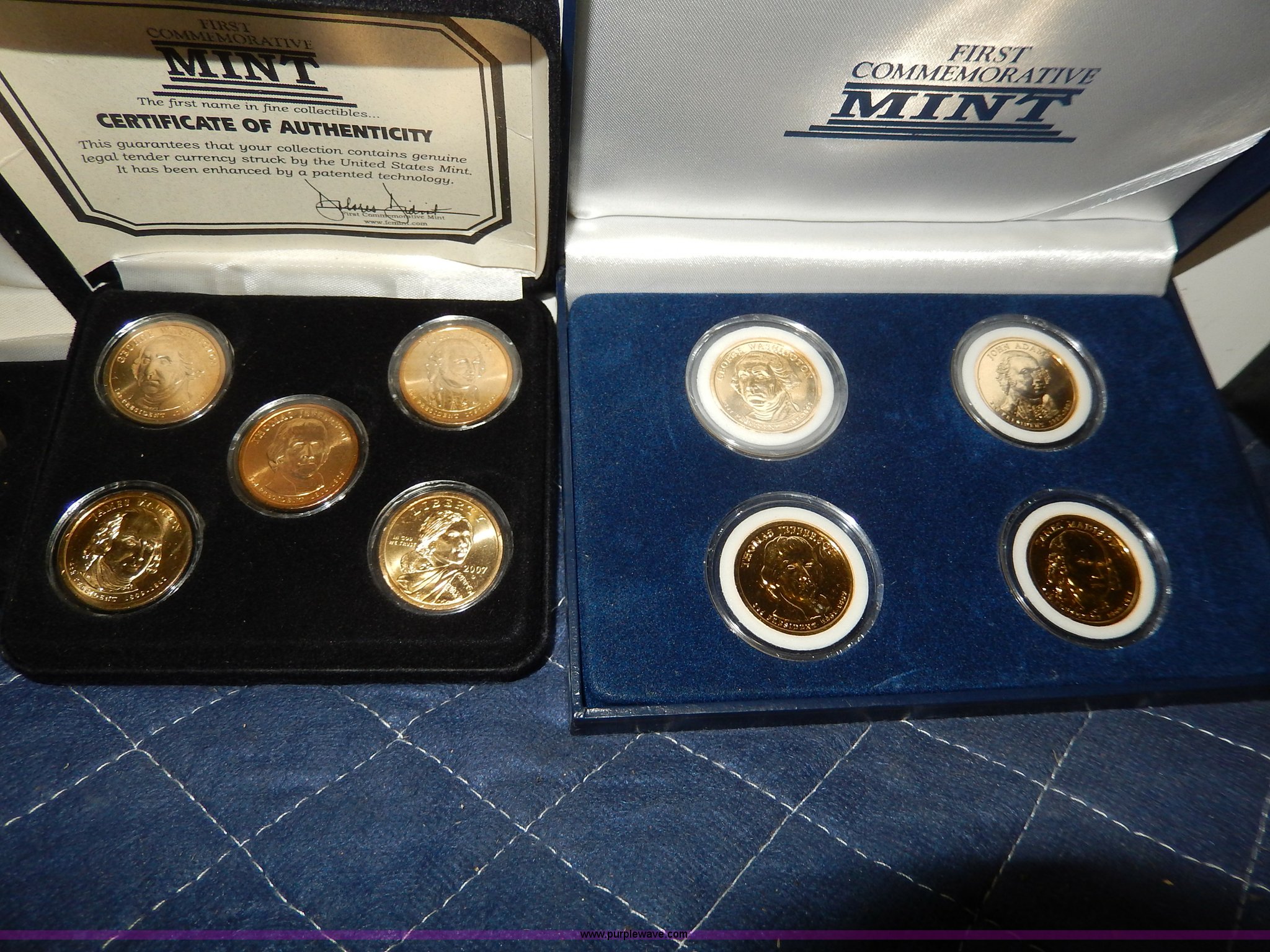 Assorted coins in Manhattan, KS Item AT9318 sold Purple Wave
