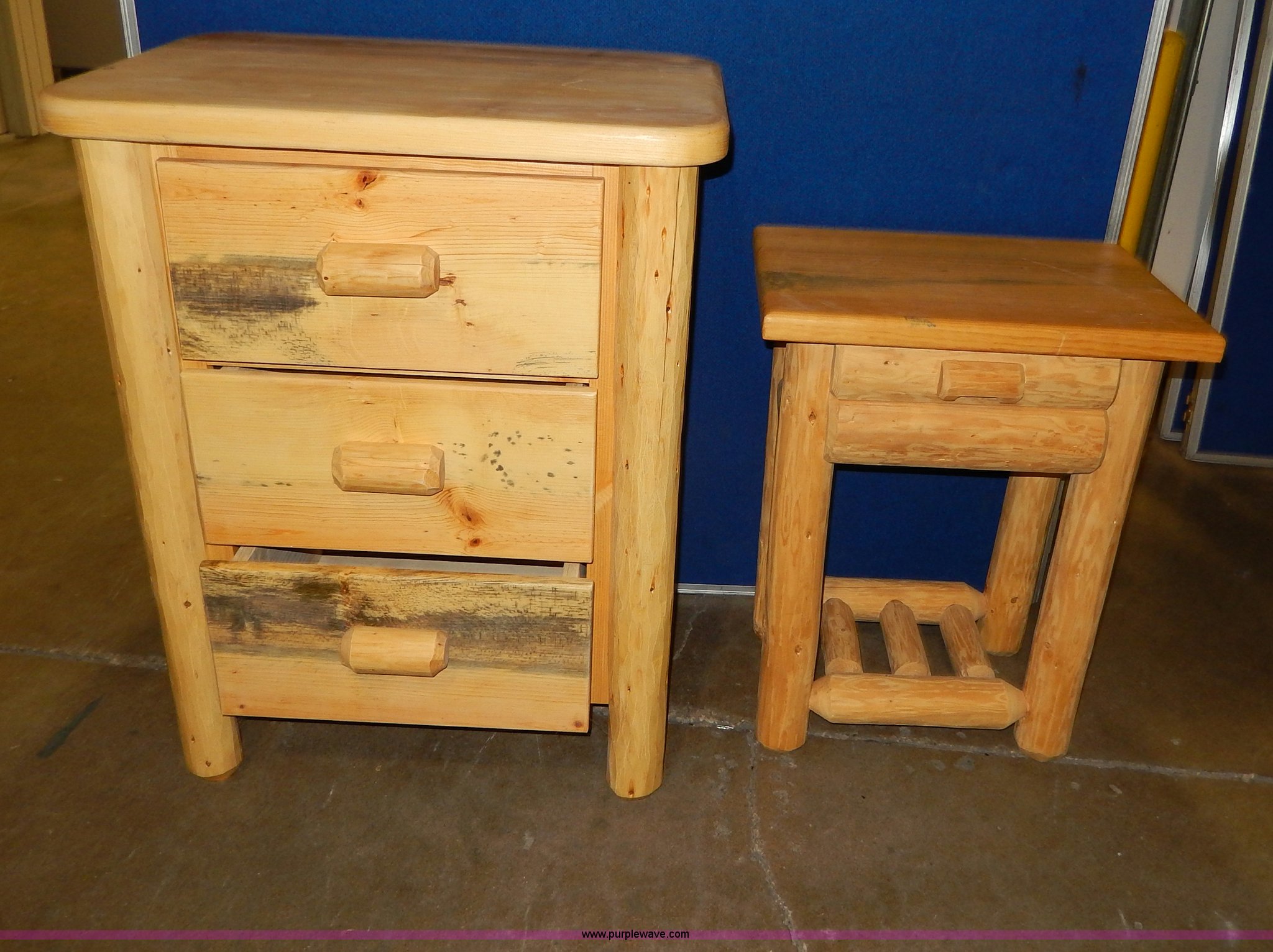 Wood furniture in Manhattan, KS Item AT9489 sold Purple Wave