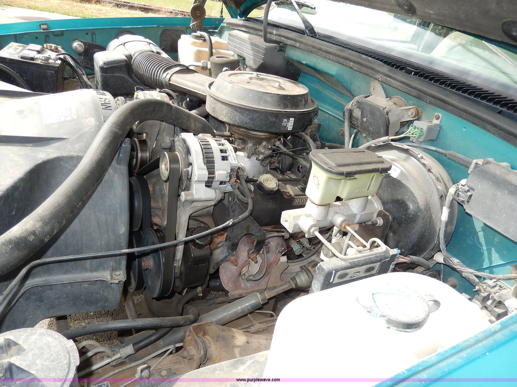 1994 GMC Sierra 1500 SLE Club Cab pickup truck in Manhattan, KS | Item