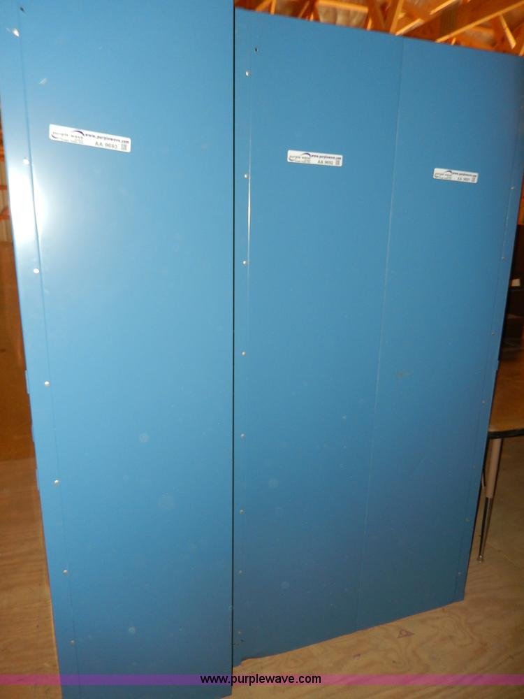 image for item AA9692 (2) locker sections