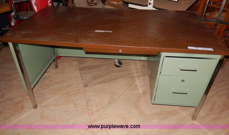 image for item AA9696 (2) desks