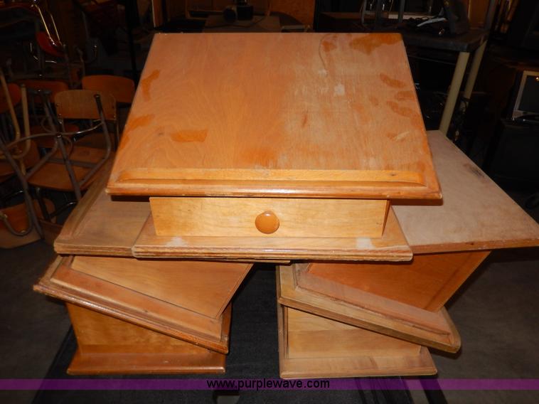 image for item AA9709 Assorted furniture